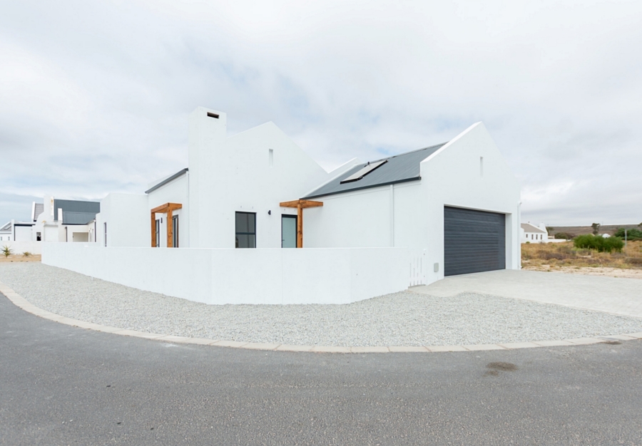 3 Bedroom Property for Sale in Brittania Beach Estate Western Cape